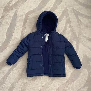 Toddler Cat & Jack Winter Coat size 5T
Warm and fuzzy on the inside